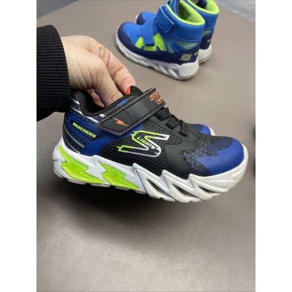 Sketchers S Lights Boots Roomy Fit Toddler Size 9 Lot Of 3 Pairs Of Shoes - Picture 10 of 16